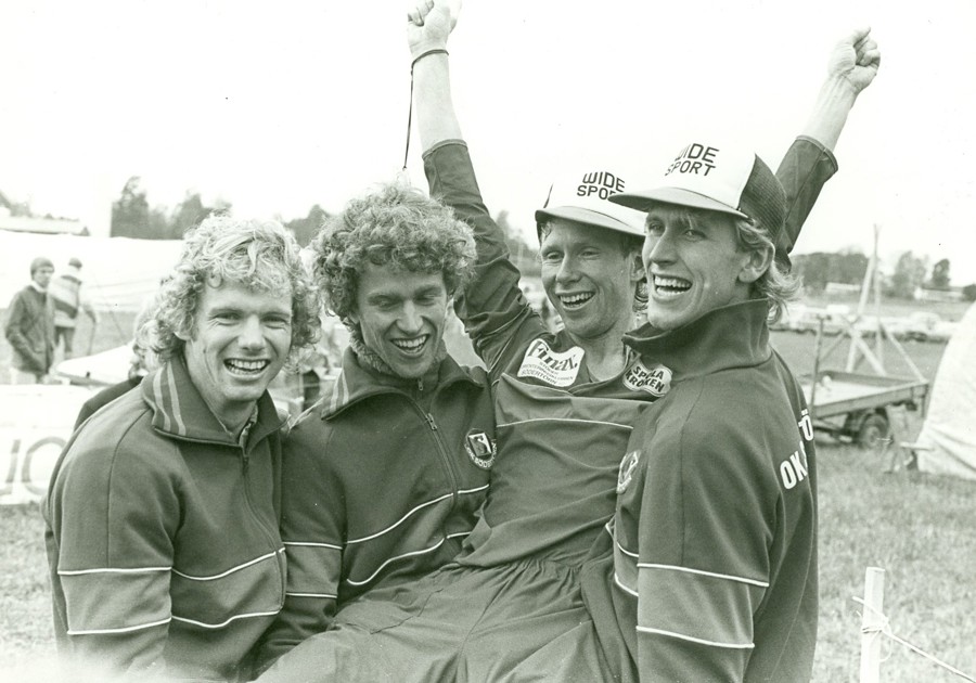 Silverlaget i H21 vid stafett-SM 1983; Göran Hillgren, Bengt Djuvfeldt, Claes Gustavsson och Johnny Junegard