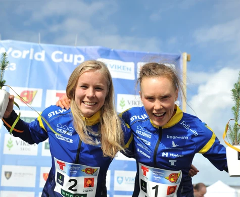 Sara Hagström och Tove Alexandersson efter dubbelseger på världscupen i Norge.