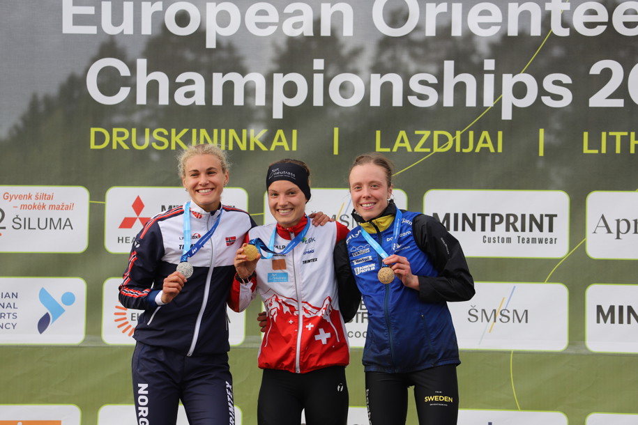 Sanna Fasth trea i totala världscupen 2026 bakom Pia Young Vik och Simona Aebersold