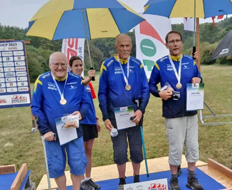 Bronslaget. Från vänster: Ola Jansson, Rolf Karlsson och Michael Johansson.