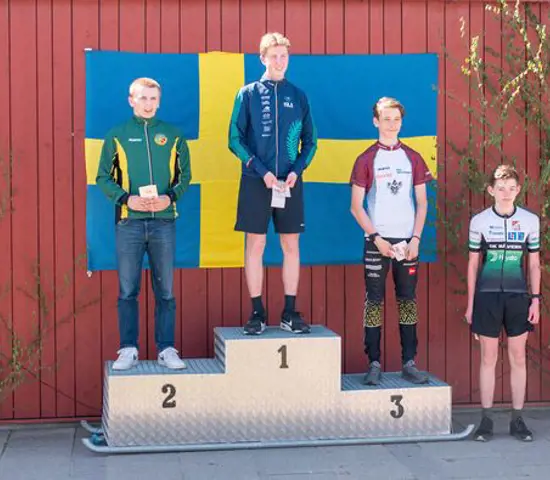 Joel Holmgård vann sprint, lång och medel på USM 2024