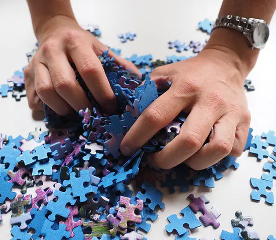 Puzzle Pieces 592798 640