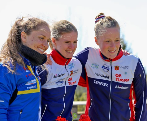 Topp tre i damelitklassen på Swedish League i Eskilstuna. Fr.v Lisa Risby, Andrea Svensson och Josefin Tjernlund.
