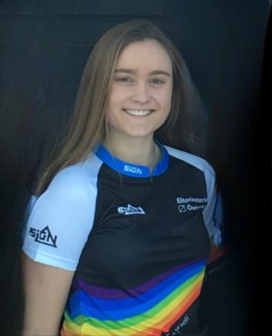 Abead2cc 21A6 4562 8F3f C82a427e91d4