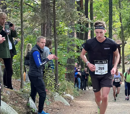 Emil Svensk sprang in på en fin fjärdeplats på Lidingöloppet men rådde inte på ”bästa orienterartiden”. Bilden från 2022.