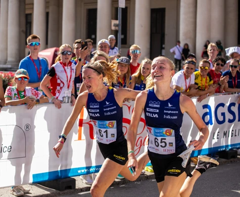 Tilda spurtar mot Alva Sonesson på knockout-sprinten i Italien