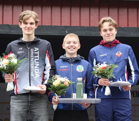 Edvin Johansson-Liljegren på silverplats vid vid medel-SM 2025