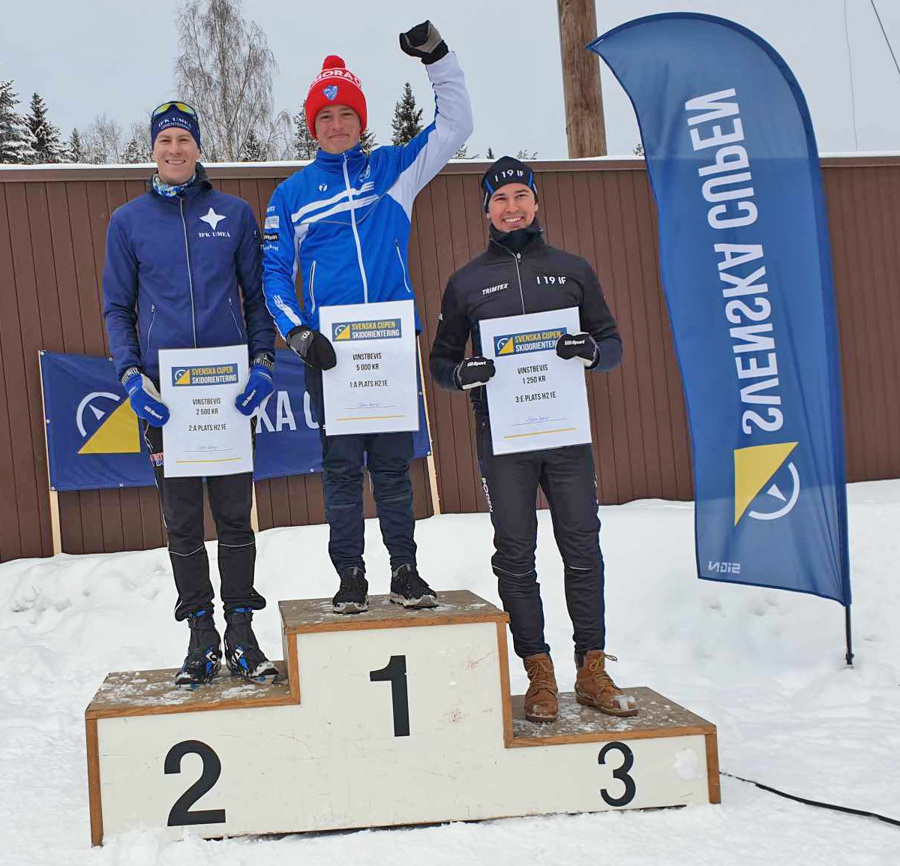 Topp tre i herrklassen på långdistansen i Boden. Fr.v. Gustav Nordström, Jonatan Ståhl och Rasmus Wickbom. Bild: Linus Rapp.