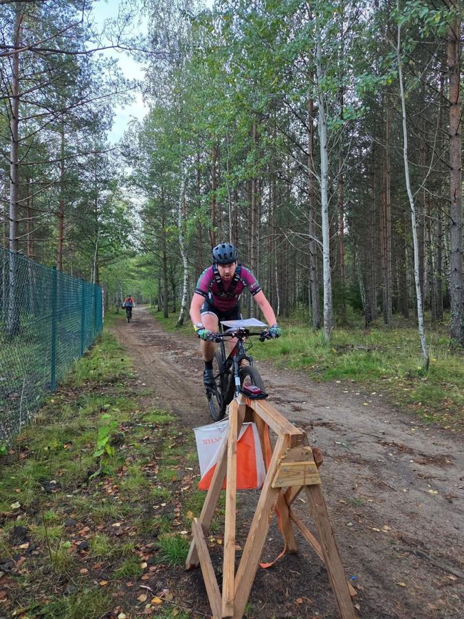 Joakim Skärlén mot mål vid Brantbrink