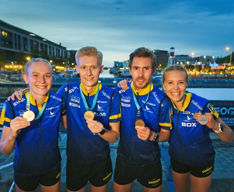 Det svenska bronslaget med från vänster: Alva Sonesson, Jonatan Gustafsson, Martin Regborn och Hanna Lundberg.