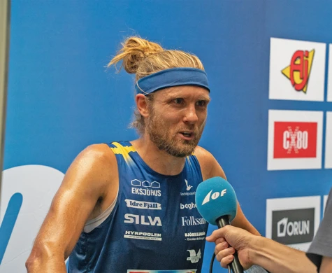 Gustav Bergman intervjuas av IOF vid världscupen i Tjeckien augusti 2023.