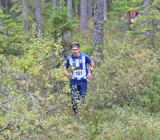 Max Peter Bejmer bäddade för en spännande jaktstart i morgon med dagens seger på Swedish League.